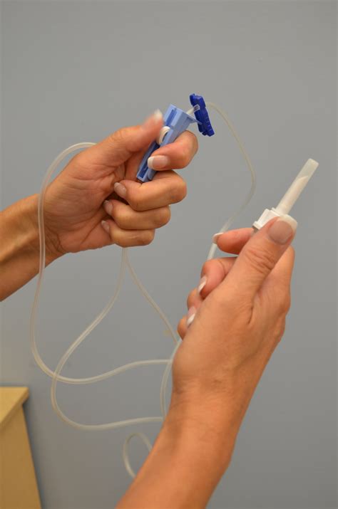 How To Insert An Iv 7