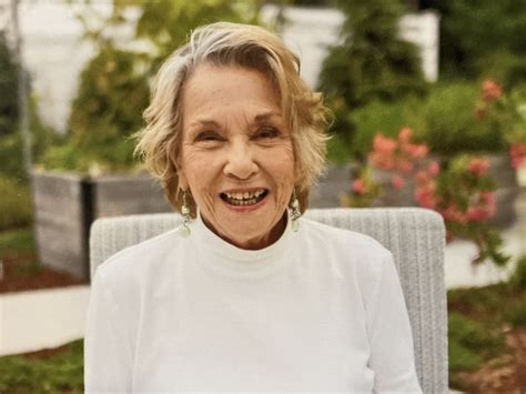 Remembering Deidre Louise Rowles | Obituaries - Chesmore Funeral Home