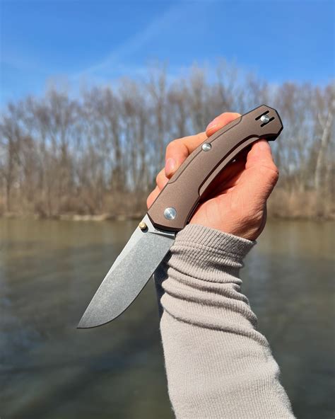 Melissa Backwoods Knife & Gear Reviews - Death Valley, CA. I have