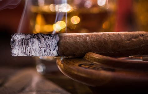 5 Things You Need to Know About…Long Cigar Ash | nextCigar – nextCIGAR