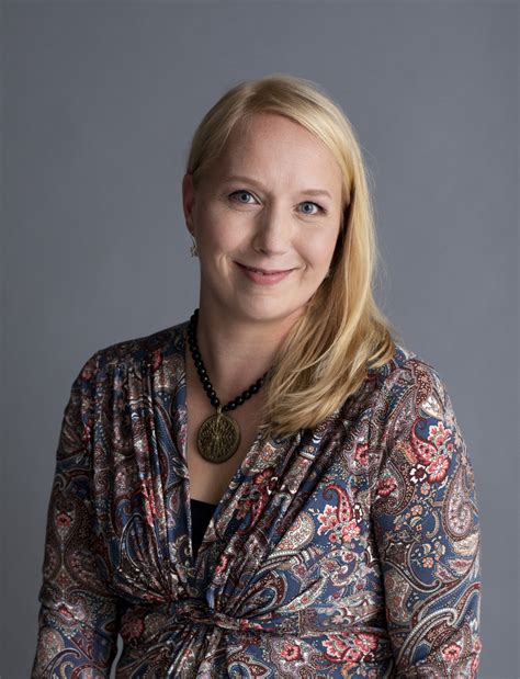 Keynotepuhuja Emilia Elisabeth Lahti | Sisu | Sisäinen voima