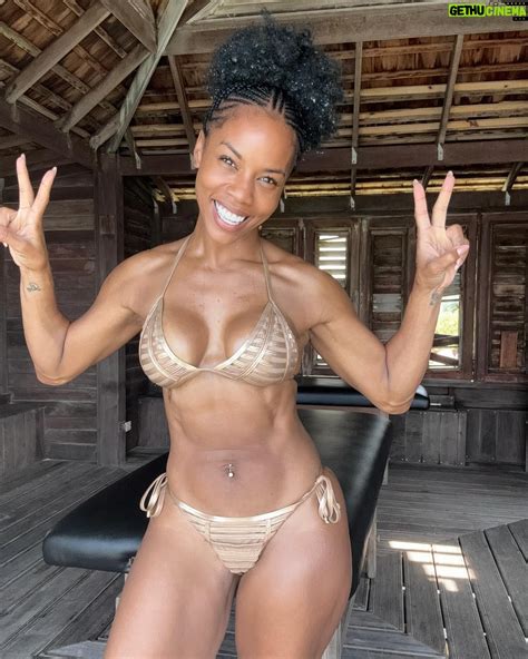 Brandee Evans Wiki, Biography, Age, Gallery, Spouse and more