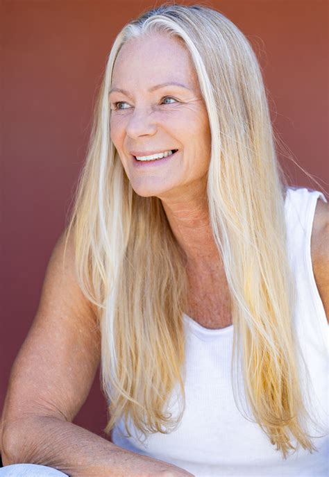 Raye Hollitt | Former Gladiator & Speaker
