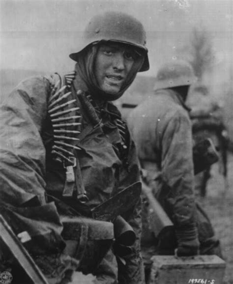 world war  famous  famous photographers