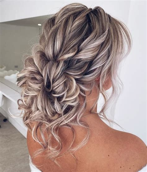 50 Chic Wedding Updos for Every Wedding Style and Hair Type in 2025 ...
