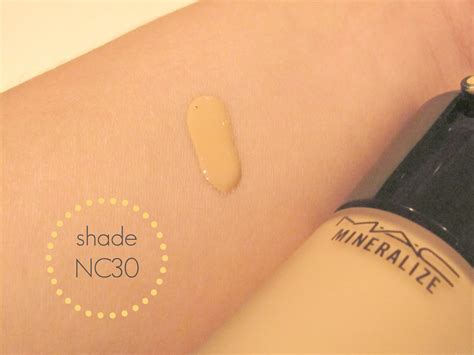 MAC Mineralize Moisture Foundation {review} | Beauty Parler