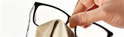 how to clean reading glasses