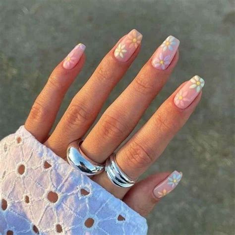 Gel Manicure: Everything You Need To Know | BeautyStack