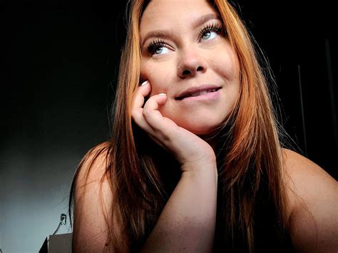 We're on a date and while your talking I can't stop thinking about