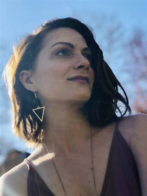 Leigh Livingston's Instagram, Twitter & Facebook on IDCrawl