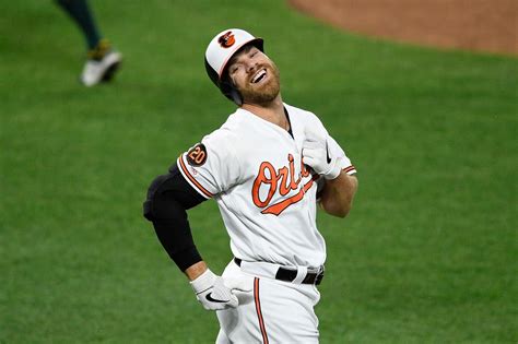 Orioles' Chris Davis sets major league record with 47 straight at-bats ...