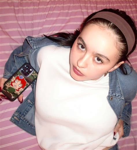 enya umanzor height 8