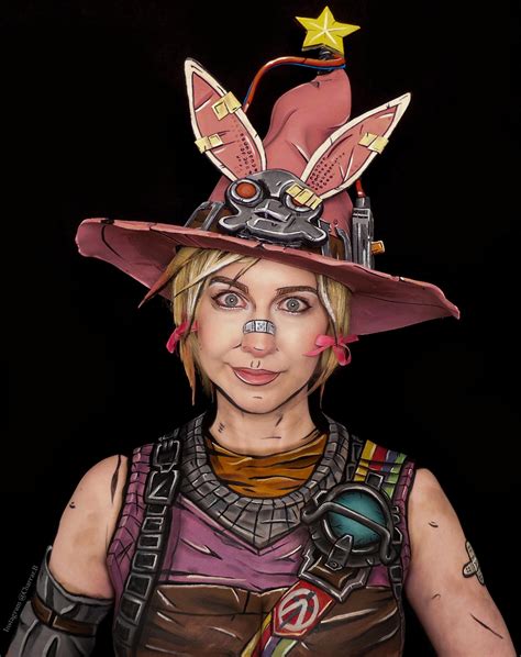 I'm a bodypainter and this week I painted myself into Tiny Tina. Roll