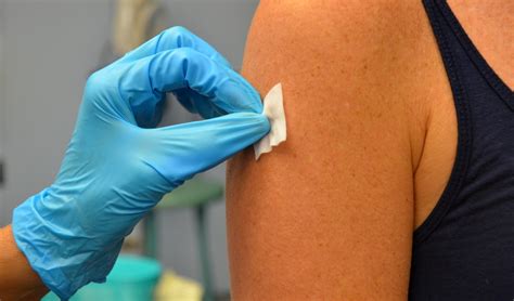 intramuscular injections clinical procedures  safer patient care