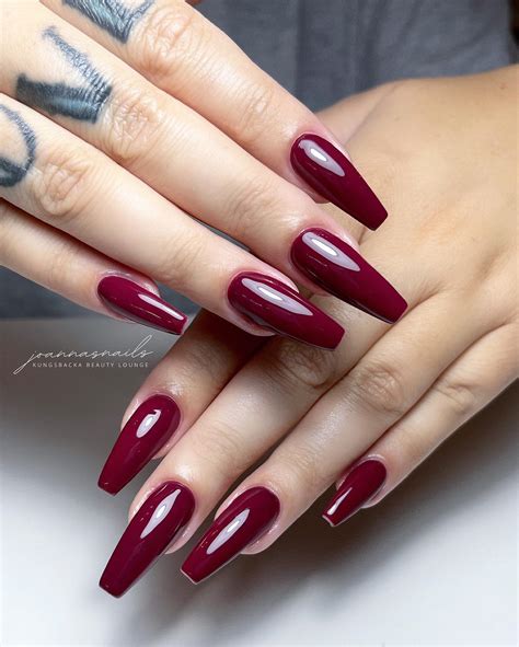 100 Red Nail Ideas For 2023 That Will Make Heads Turn!