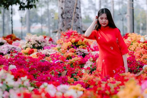 Beautiful Bottomless Women Photos, Download The BEST Free Beautiful