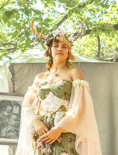 Holly Halston Photos, Download The BEST Free Holly Halston Stock Photos