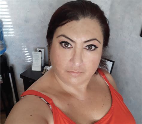 Massage Therapist Now Offering Aesthetic Services | Natural Awakenings ...