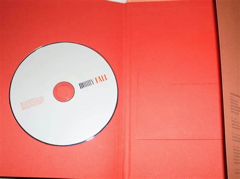 Bobby Love & Fall Album Unboxing – The K-Pop Hero