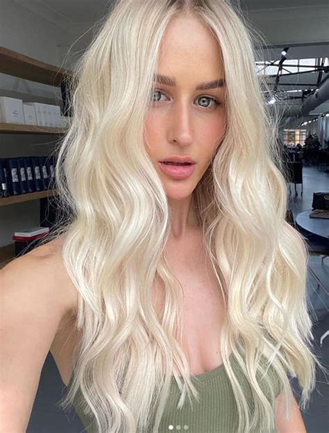 platinum-blonde-hair-color-ideas | Ecemella