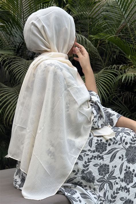 Nude Textured Cotton Hijab | That Adorbs Hijab