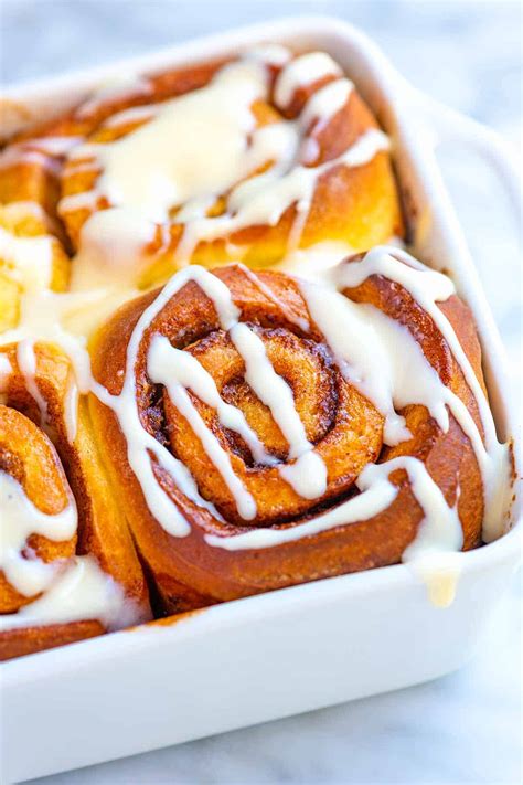 Cinnabon Cinnamon Roll Size