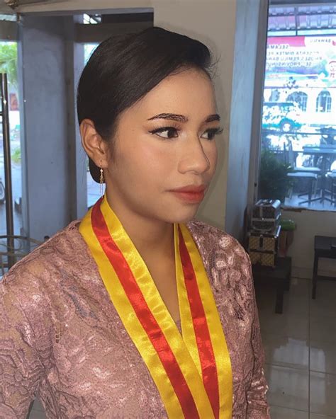 syakirah.mua - Happy graduation kak 🙏🥰...