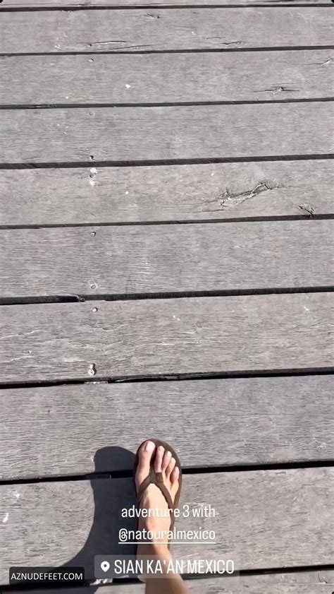 ANGEL C. KIM Feet - AZNudeFeet