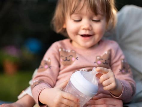 Соска Philips Avent силиконовая Natural Природный Поток, 6м+., 2 шт ...