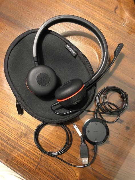 Jabra Evolve 20 HSC016, Audio, Headphones & Headsets on Carousell
