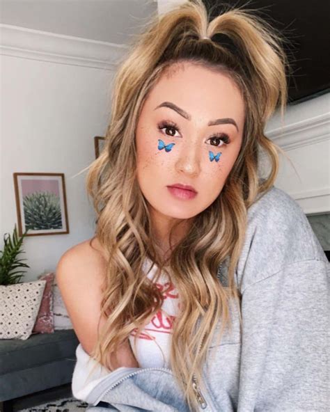LaurDIY's Partner and Relationship History