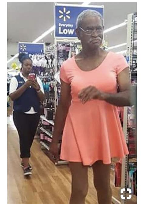 The 24 weird people of walmart that are on another level – Artofit