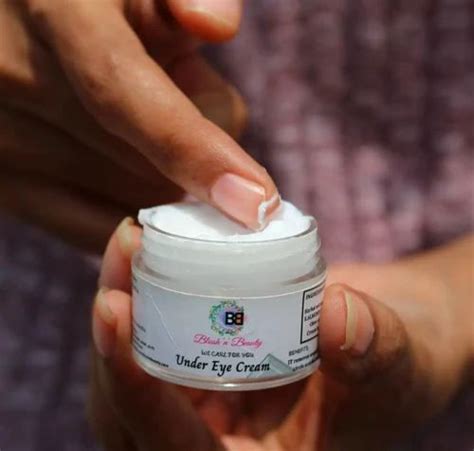 white  eye cream    piece  chennai id