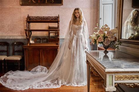 Delfina Noivas - Delfina – 2026 Storia d’Amore – FLORA