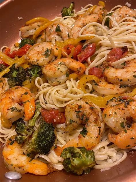 SHRIMP SCAMPI WITH SPAGHETTI - Yummmy Recipes