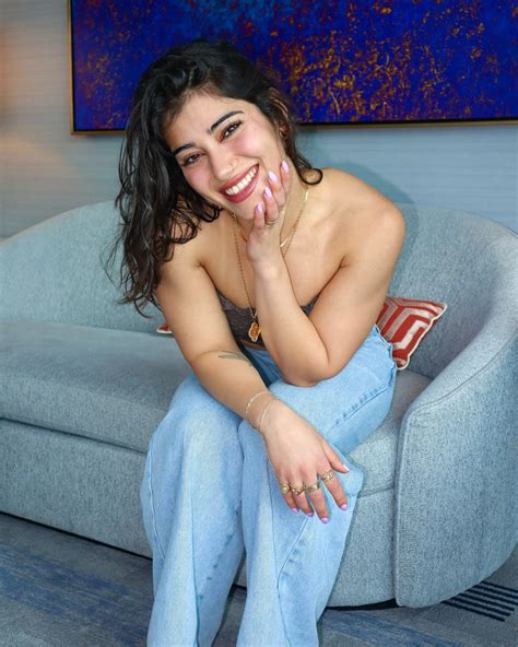 Sara Saffari Age Revealed: How Old Is the Fitness Star?