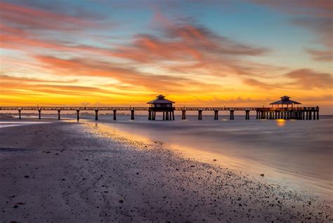 Beach Guide: Fun and Family on The Beaches of Fort Myers & Sanibel, FL