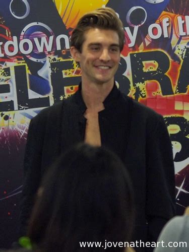 kyle patrick   celebrate  press conference jovenatheart