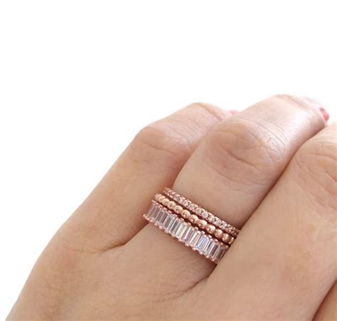 What You Should Know About Rose Gold Jewelry: Pros & Cons