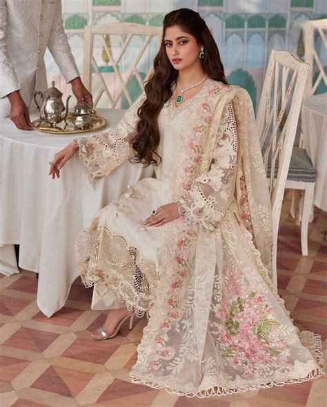 Eid embellished v-neck maxi dress | Eid festival, Eid outfits, 2024 eid