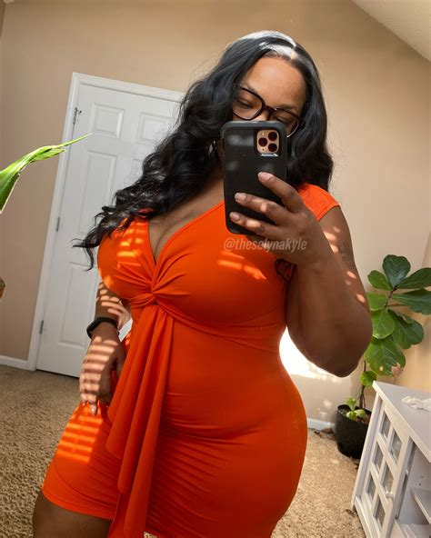 Selyna | Which was your favorite pic from January? 🫣🤔 | Instagram