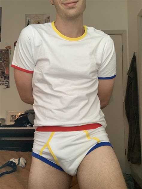 matching shirt + big boy undies for those middlespace days 😍🥰 | Scrolller