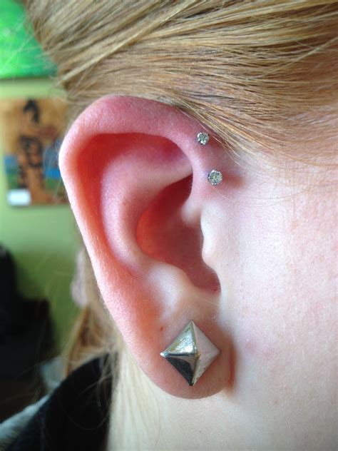 Double forward helix piercing - indyloki