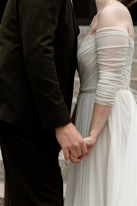 Artistic DIY Wedding at MuseumLab | Burgh Brides