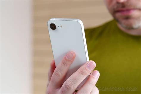 Apple iPhone 16e sells like hot cakes, early data shows – Ultimatepocket