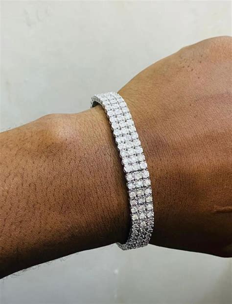 Vvs Diamonds Rings And Chains - Business - Nigeria