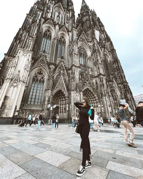 Fiona Bones (@bones.fiona) • Instagram photos and videos