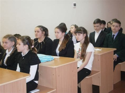 В спеціалізованій школі №317 відзначили День безпечного Інтернету (фото ...