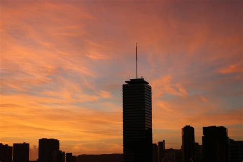 Silhouette of Building during Sunset · Free Stock Photo