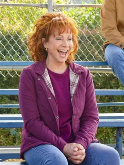 Young Sheldon S03 Reba McEntire Purple Jacket